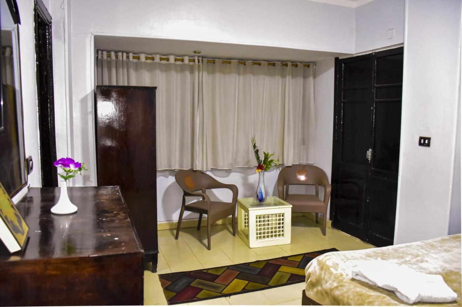 Oscar Hotel Assouan Extérieur photo